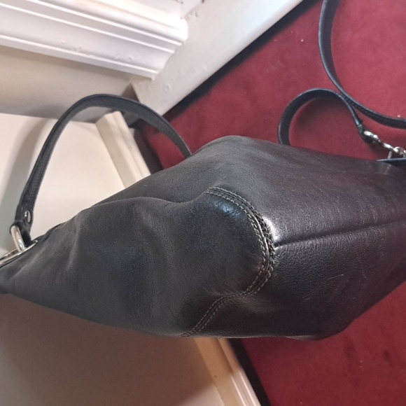 Coach Carriage Collection Soft Black Leather Shoulder & Crossbody  EUC - Picture 11 of 11